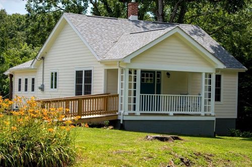 Hot Springs, VA Places to Stay and Lodgings cozycozy