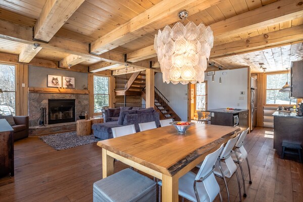 Rcnt Chalets /4 Bedroom Chalet With Private Spa - Mont-Tremblant