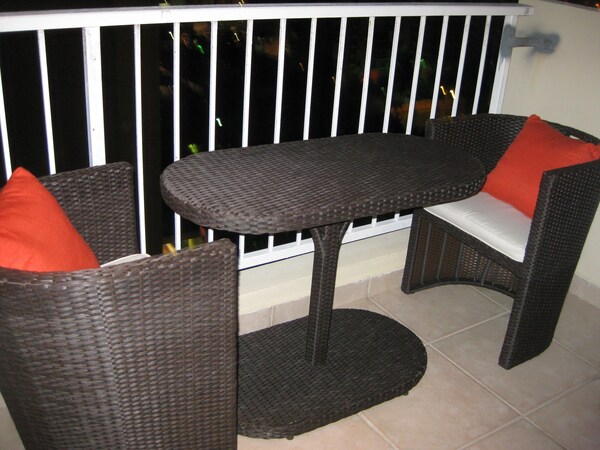 Spacious One Bedroom Condo With Beach Access, Ocean View, Free Wifi And Parking - Puerto Rico