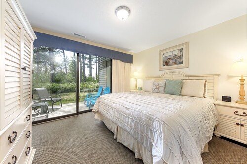 ☀ Beautiful 2 Bedroom Lakeside Condo @ The Shores - Michigan