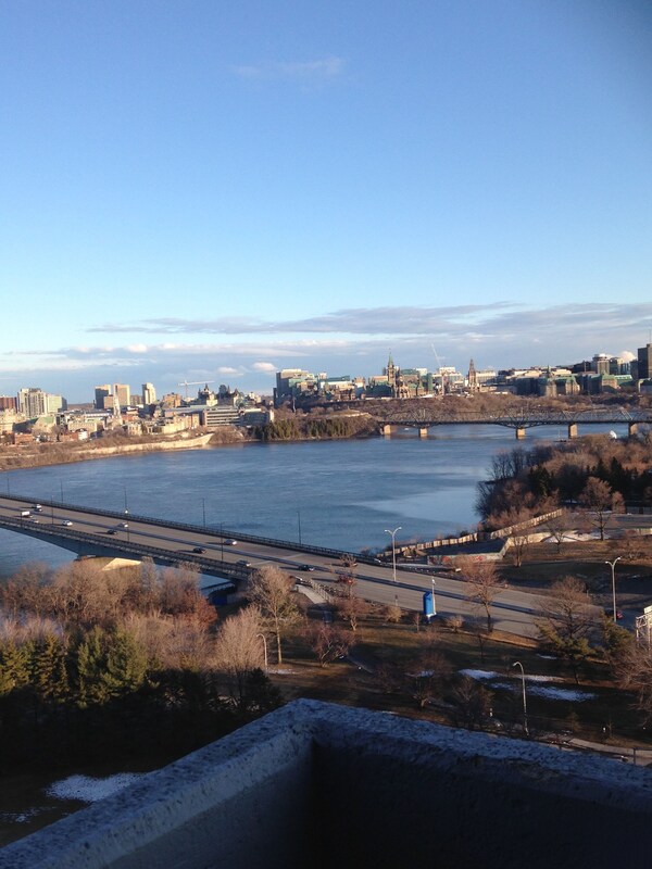 Marvellous Waterfront Two Bedroom Condo Facing Parliament Hill And  Ottawa River - Ottawa