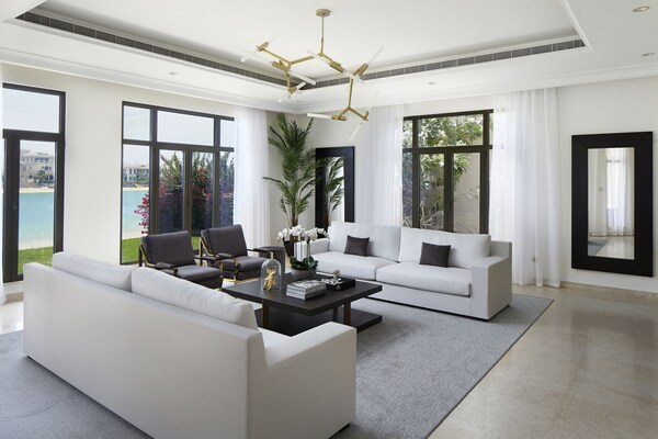 7,000 Sq Ft Tip Of Palm Beachfront Estate, 6 Bed Ensuite, Private Pool - Dubaï