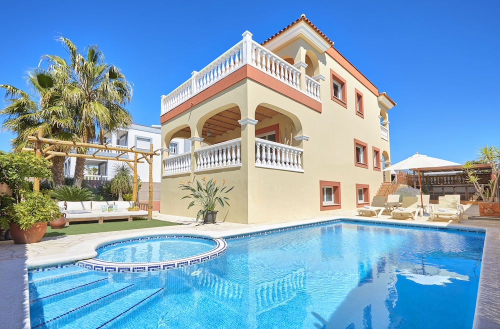 Villa Con Piscina Y Gimnasio A 3km De Ibiza Ciudad - Islas de Ibiza