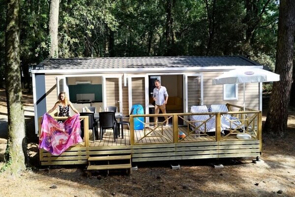 Camping le logis *** - 3 room mobile home 4/6 people - Saint-Palais-sur-Mer