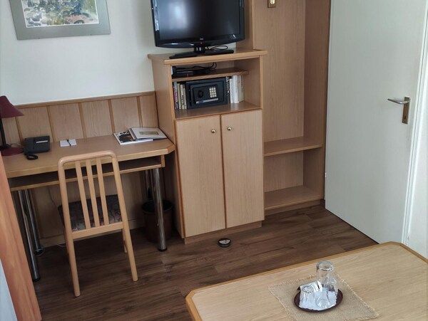 Double Room With Shower, Toilet - Free Room, Pension - Autriche