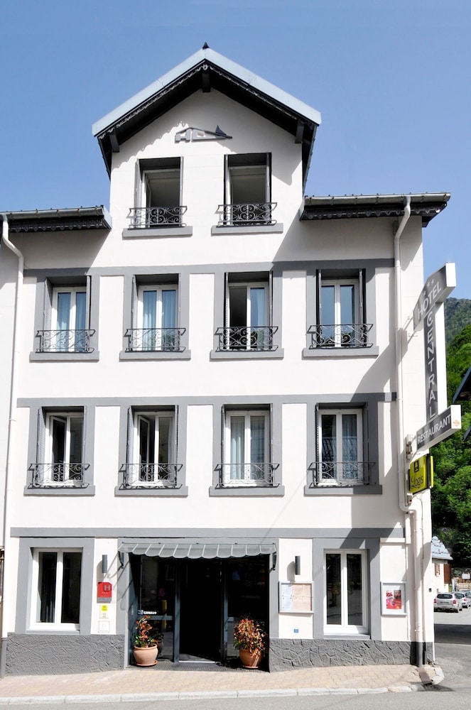 Le Central Hôtel - Restaurant - Bagnères-de-Bigorre