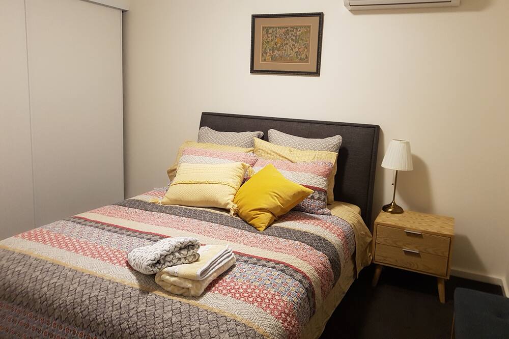 Villa Nova In Coombs With Free Wifi And Netflix - Canberra
