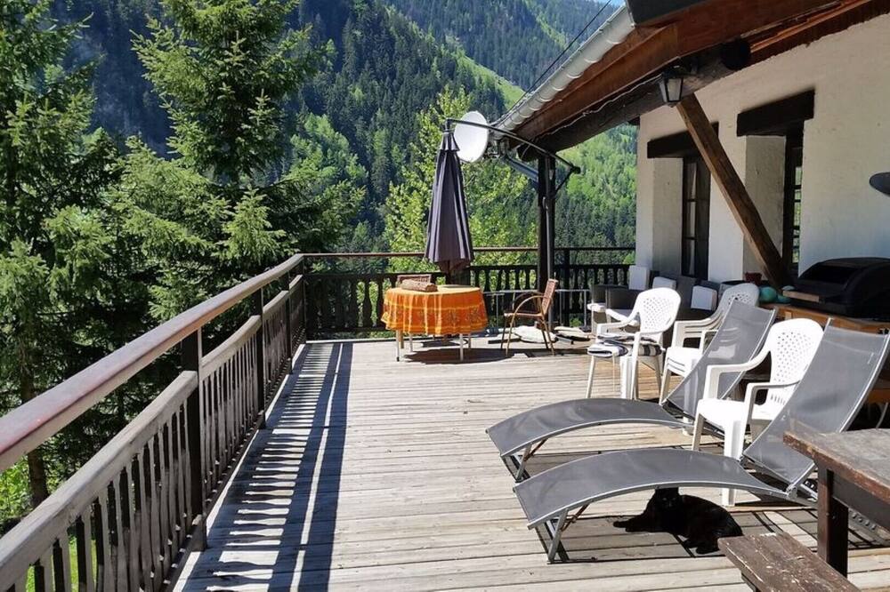 Auberge Sur La Montagne - Chalet Sleeping Up To 21 - Savoie