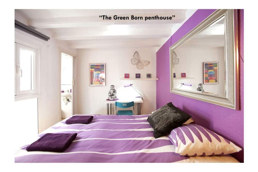 The Green Born Penthouse: A Terrace Dream - Barcelona