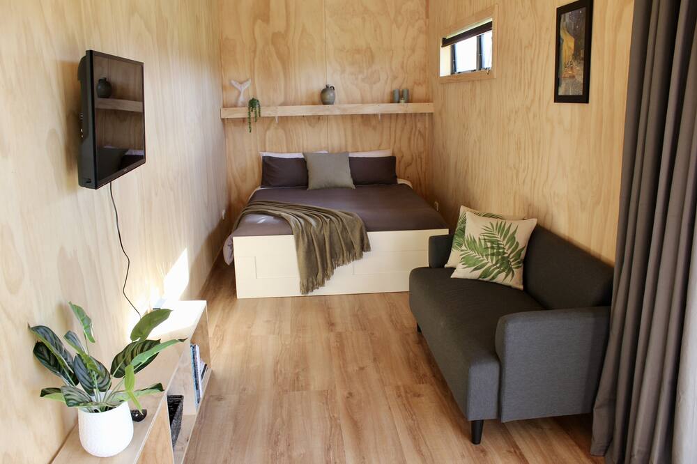 Luxury Eco Container Cabin - New Zealand