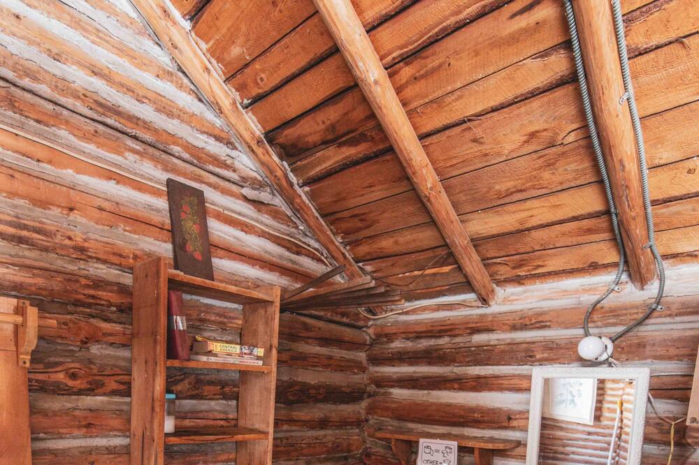 Historic Rustic 1br/1ba Log Cabin In All Inclusive Lake Resort - Vermont