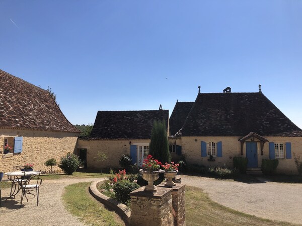 Grand Gîte, Maison De Maitre Du 16ème Siècle,  En Pleine Nature, Perigord Noir - Dordogne