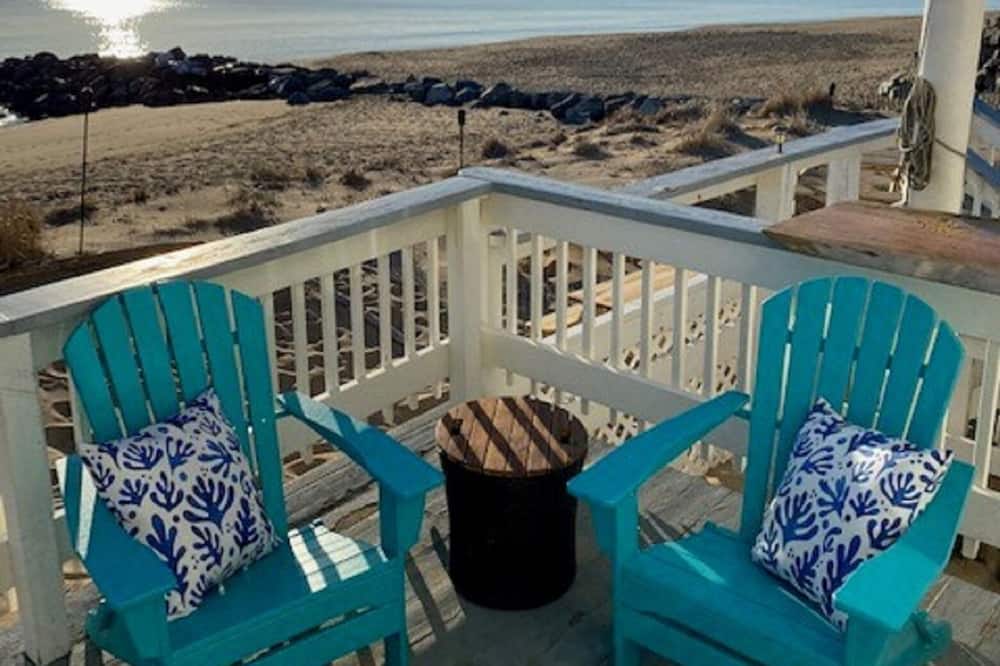 Nothing Beats An Oceanfront Holiday Winter Escapes Are Booking Fast! - New Hampshire (State)