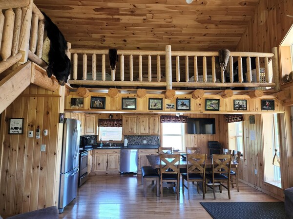 Black Bear Lodge - Maine (State)