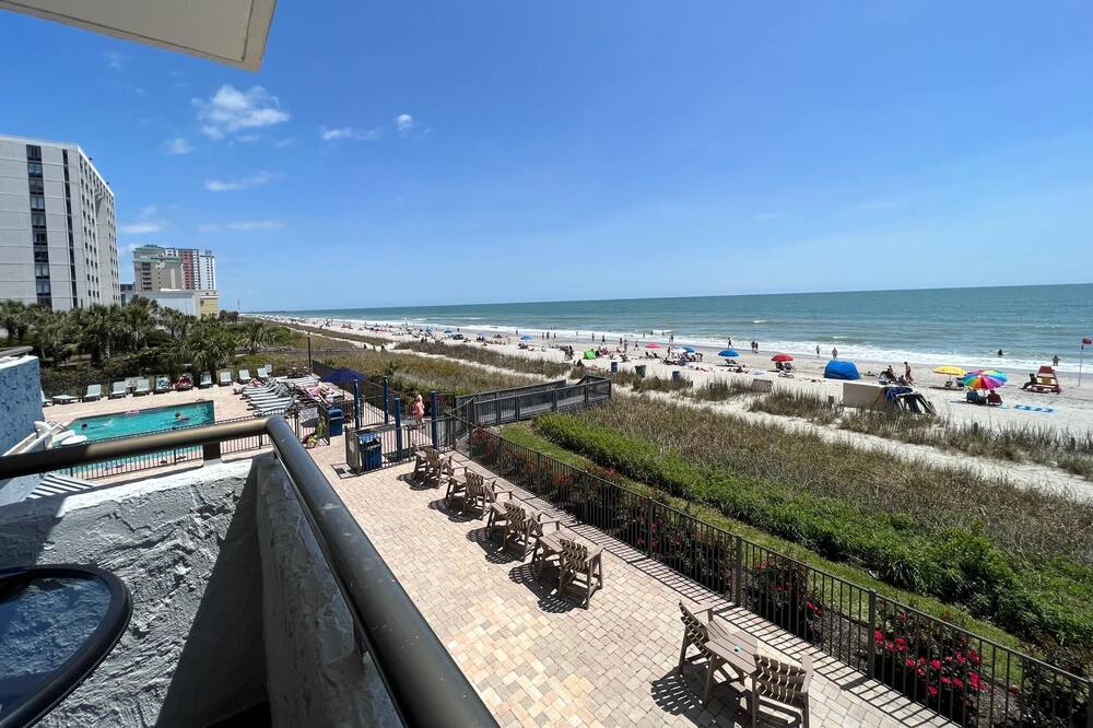 Oceanfront 1 Bedroom/ 1 Bath/ New Listing, 5 Pools, 4 Hot Tubs, Lazy River - Myrtle Beach