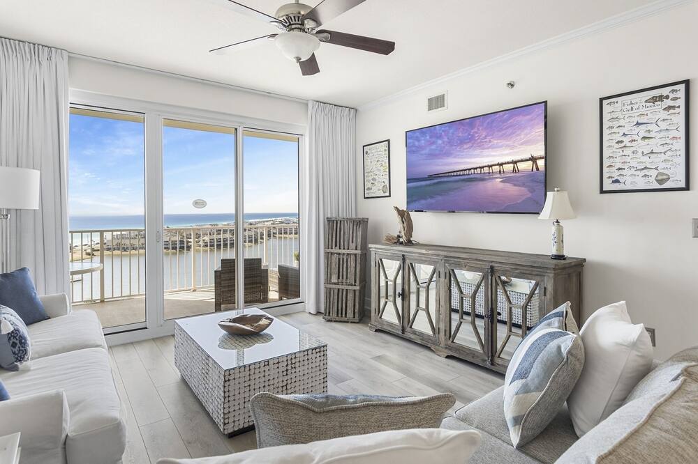 Gulf Views- Private Balcony- 2 Bedroom In Seascape Resort! - Destin