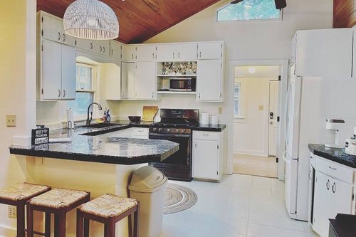 Fayetteville, AR Vacation Rentals and Airbnb cozycozy