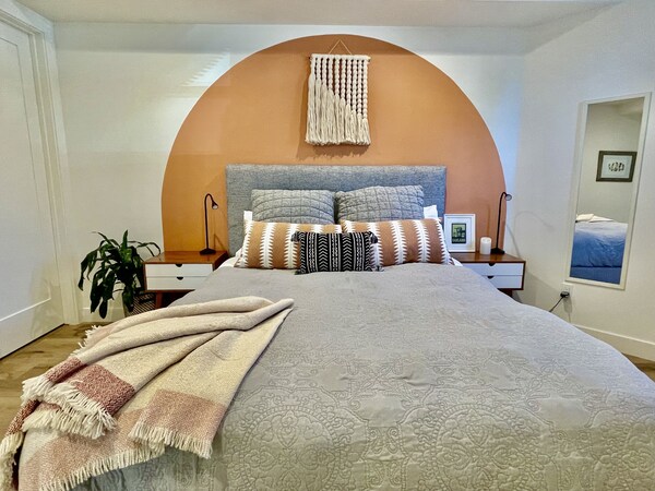 Contemporary One Bedroom Flat In Historic North Oakland Victorian - Near Sf/berk - San Francisco, CA