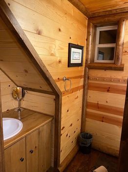 Lake Erie, PA Cabins Best prices on cozycozy