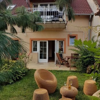 Pécs Apartments and Condos For Rent cozycozy