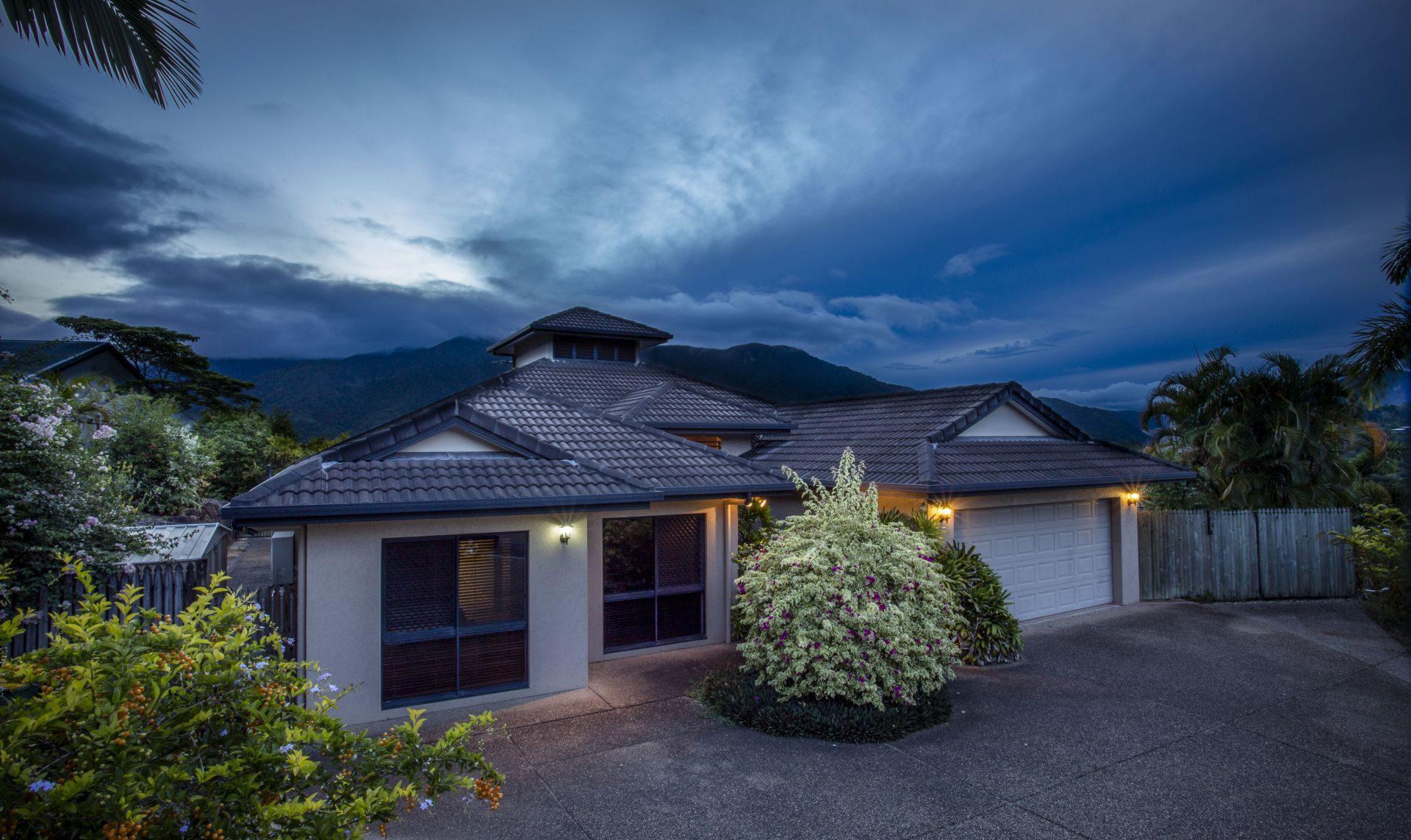 Brinsmead Family Holiday Home - Cairns