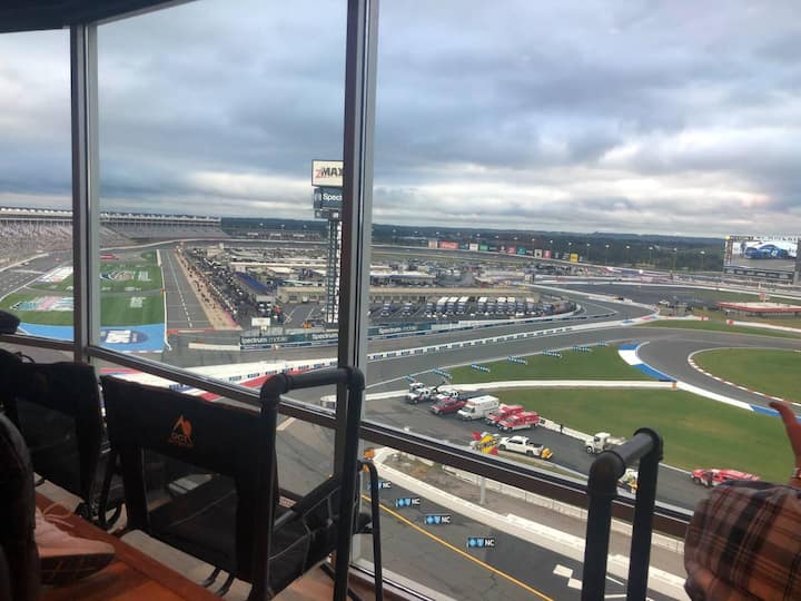 First Turn Luxury Condo at Charlotte Motor Speedway - Concord, NC