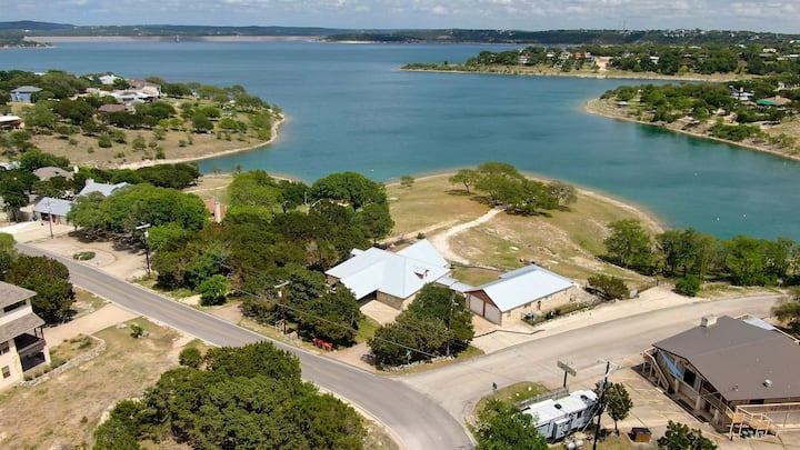 Canyon Lake Waterfront Paradise W/guesthouse On 1 - Texas