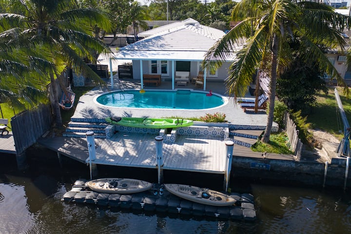 Waterfront W/ Kayaks + Paddle Boards- Sleeps 9 - Fort Lauderdale