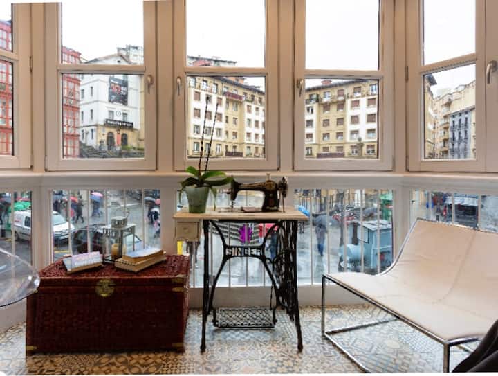 90 M² Apartamento ∙ 2 Habitaciones ∙ 6 Personas - Bilbao