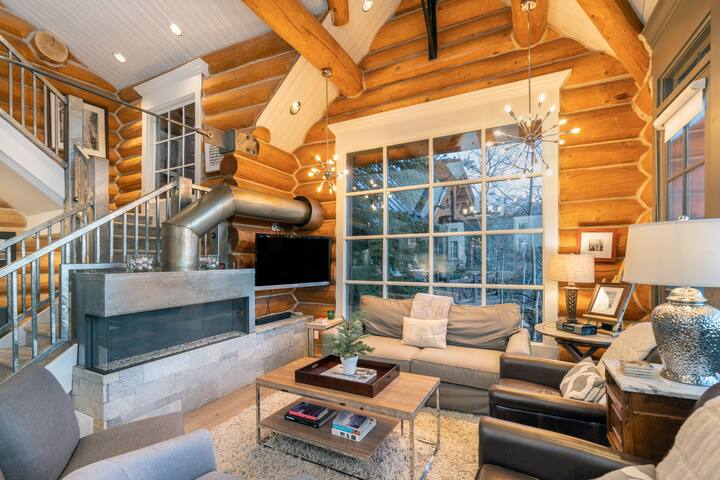 Summit At See Forever— Luxe Log Cabin W/central Location & Open Layout - Telluride