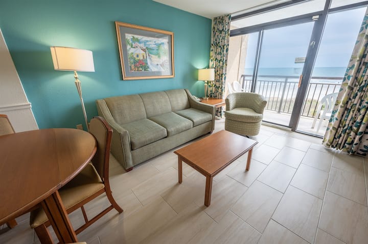 New Low Floor+no Steps Remodeled Oceanfront, Pools - United States