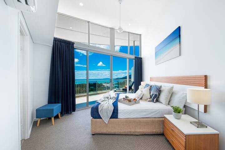 Beautiful 3 Bedroom Apartment In Central Airlie With Incredible Ocean Views - Airlie Beach
