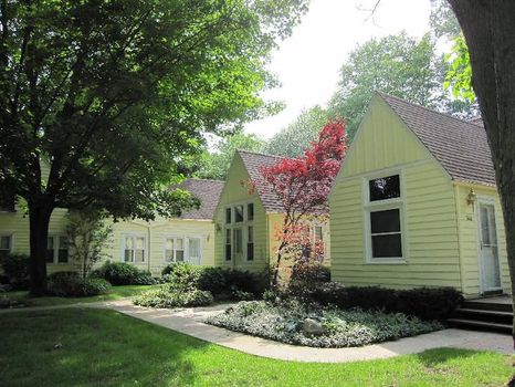 New Buffalo, MI Cabins Best prices on cozycozy