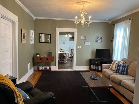 321 Syracuse, NY Short Term and Weekly Rentals cozycozy