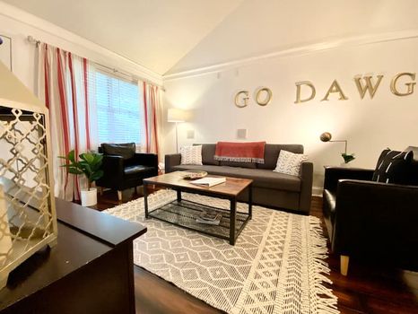 964 Athens, GA Short Term and Weekly Rentals cozycozy