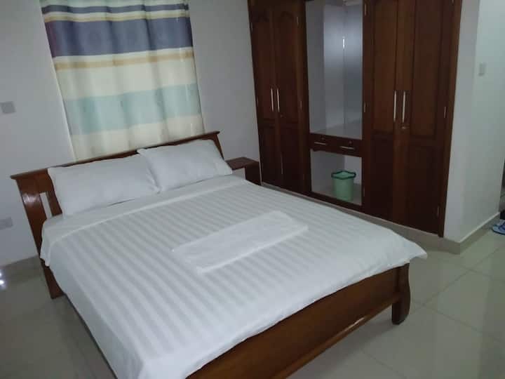 Cool room 
with pool, Wifi, Netflix, balcony - Mombasa