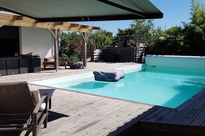 Villa grande piscine chauffée au sel 500m du lac - Étang de Lacanau
