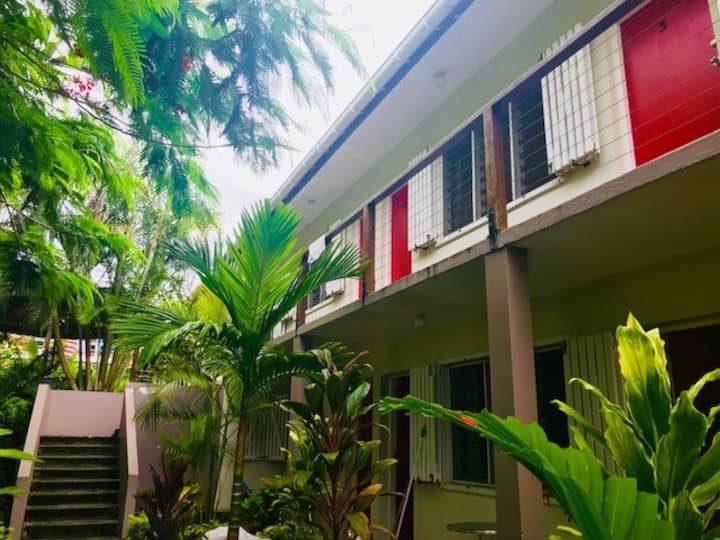 Red Door Apartments - Vanuatu