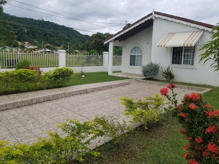 Private Cozy Home In Montego Bay - Montego Bay