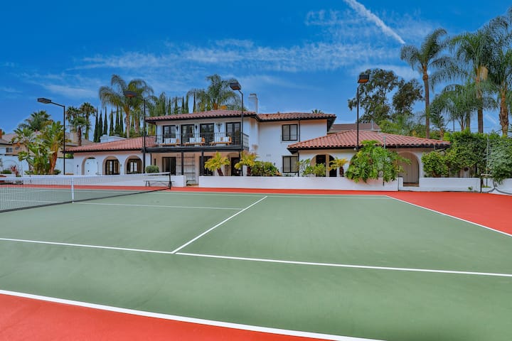 40-love, Resort-estate, Sherman Oaks: Pool/tennis - Los Angeles, CA