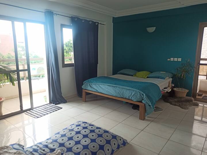 B&B chambre privé dans appartements avec piscine - Abidjan