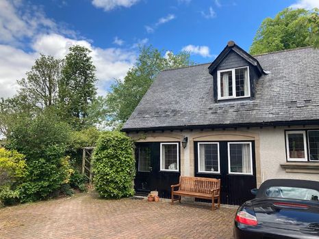 Biggar Lodges at the Best Price cozycozy