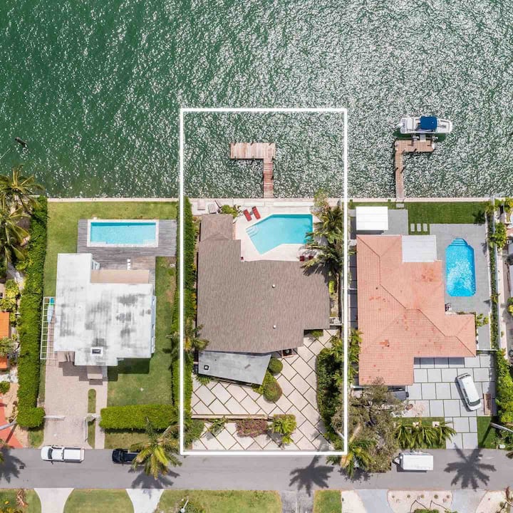 Cozy Bay Front 4 Bedrooms Home With Pool - Miami Beach