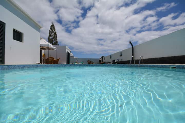 Villa Nirvan With Pool - Playa Blanca