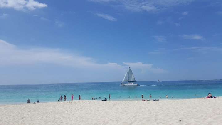 Great Location On Paradise Island - Nassau