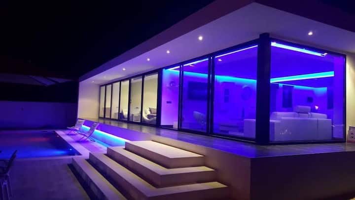 Villa Jazmín Luxury / Playa D Bossa - Ibiza (ville)