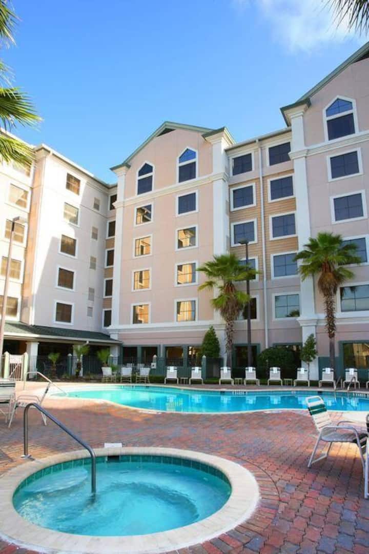 Stay Sky Suites/entire Apartment /Free Parking - Orlando