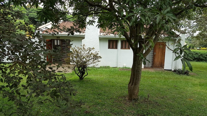 Cozy guesthouse within secure compound in Lilongwe - Lilongwe