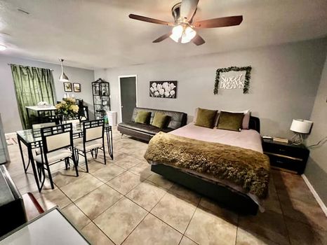 Roswell, NM Vacation Rentals and Airbnb cozycozy