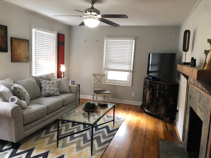 Centrally Located Huntsville Home Away From Home - Huntsville, AL